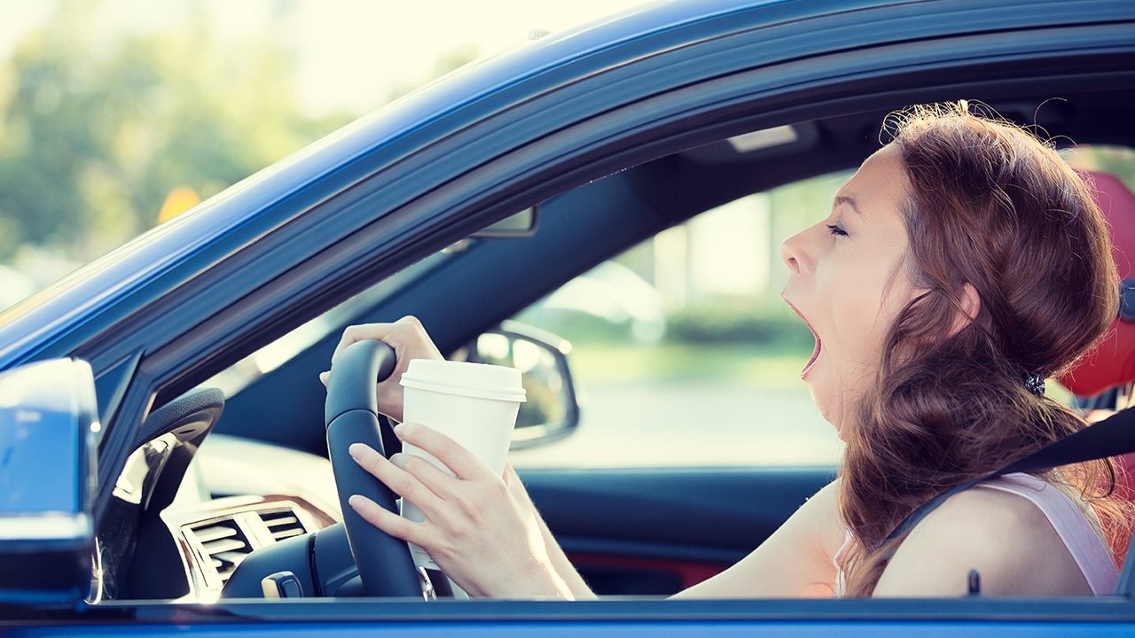 SAFETY MOMENT: How to spot warning signs of driving fatigue and sleepiness SAFETY MOMENT: How to spot warning signs of driving fatigue and sleepiness