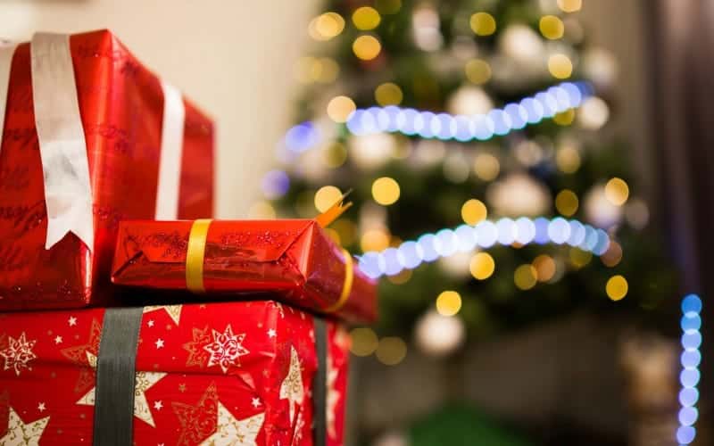 Recycling do’s and don’ts for Christmas packaging