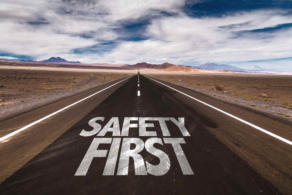 SAFETY MOMENT: Don’t zone out while driving this fall SAFETY MOMENT: Don’t zone out while driving this fall