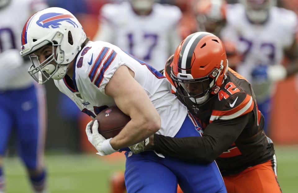 BROWN OUT: Bills fall 19-16 in Cleveland for first road loss of season (full coverage)