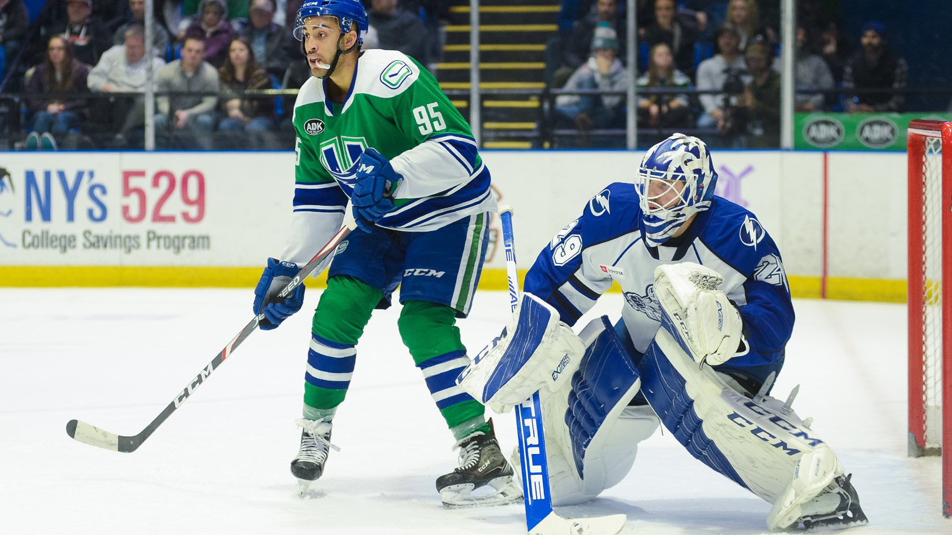 Crunch foiled by Comets, 4-1 Crunch foiled by Comets, 4-1