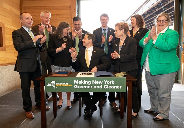 New York will hold off on fining plastic bag violators until April