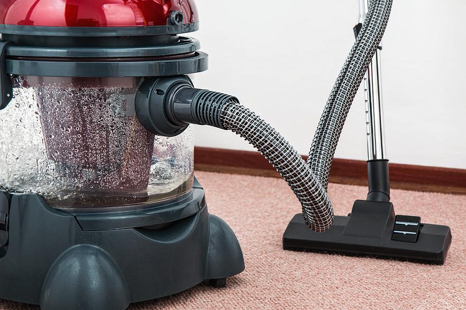 SAFETY MOMENT: Good housekeeping important SAFETY MOMENT: Good housekeeping important