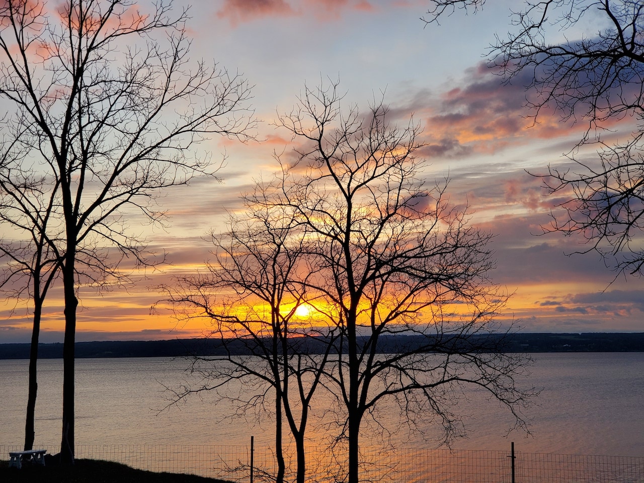 Sunrise near Romulus (photo) Sunrise near Romulus (photo)