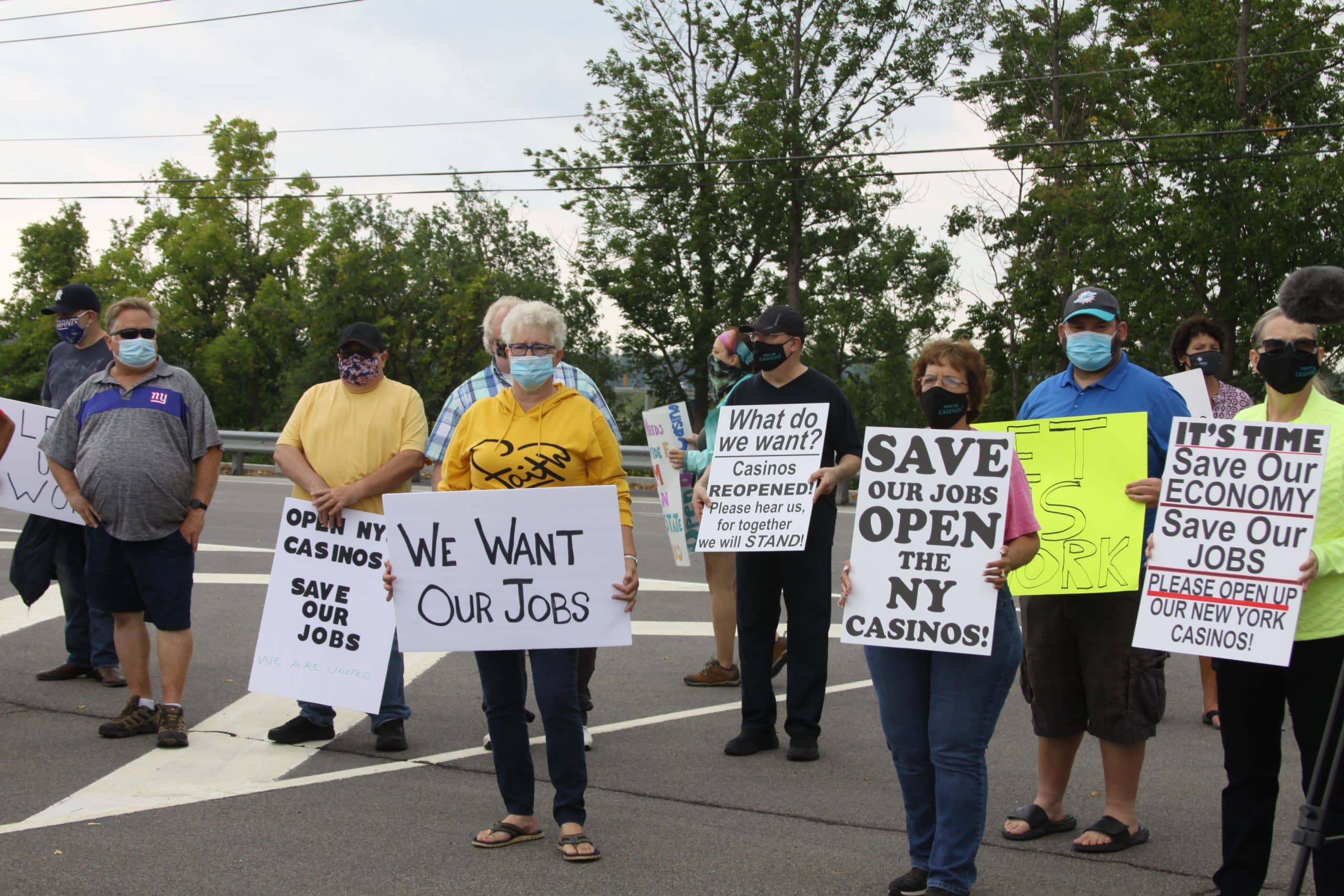 Furloughed workers, officials gather for rally in front of Del Lago to reopen commercial casinos in New York