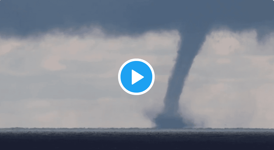 Stunning waterspout caught on Lake Ontario near Oswego (video)