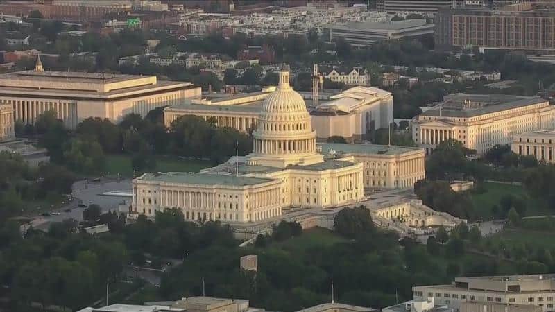 Langworthy, Stefanik introduce bill to block parole for high-risk migrants Langworthy, Stefanik introduce bill to block parole for high-risk migrants