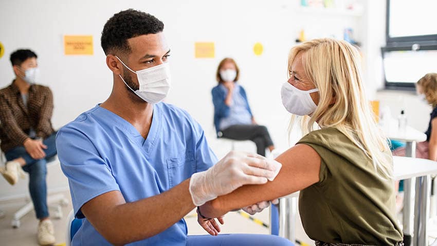 New York State employees won’t have to return to office, get vaccinated until October 12 New York State employees won’t have to return to office, get vaccinated until October 12