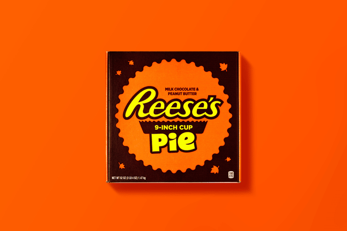Reese’s makes a pie sized peanut butter cup for holiday dessert Reese’s makes a pie sized peanut butter cup for holiday dessert