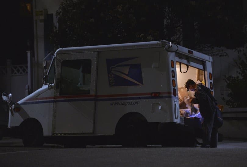 Hochul says US Postal Service should withdraw election rule Hochul says US Postal Service should withdraw election rule