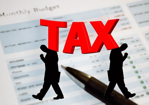 When will I get my tax refund in 2022 and how much will it be?