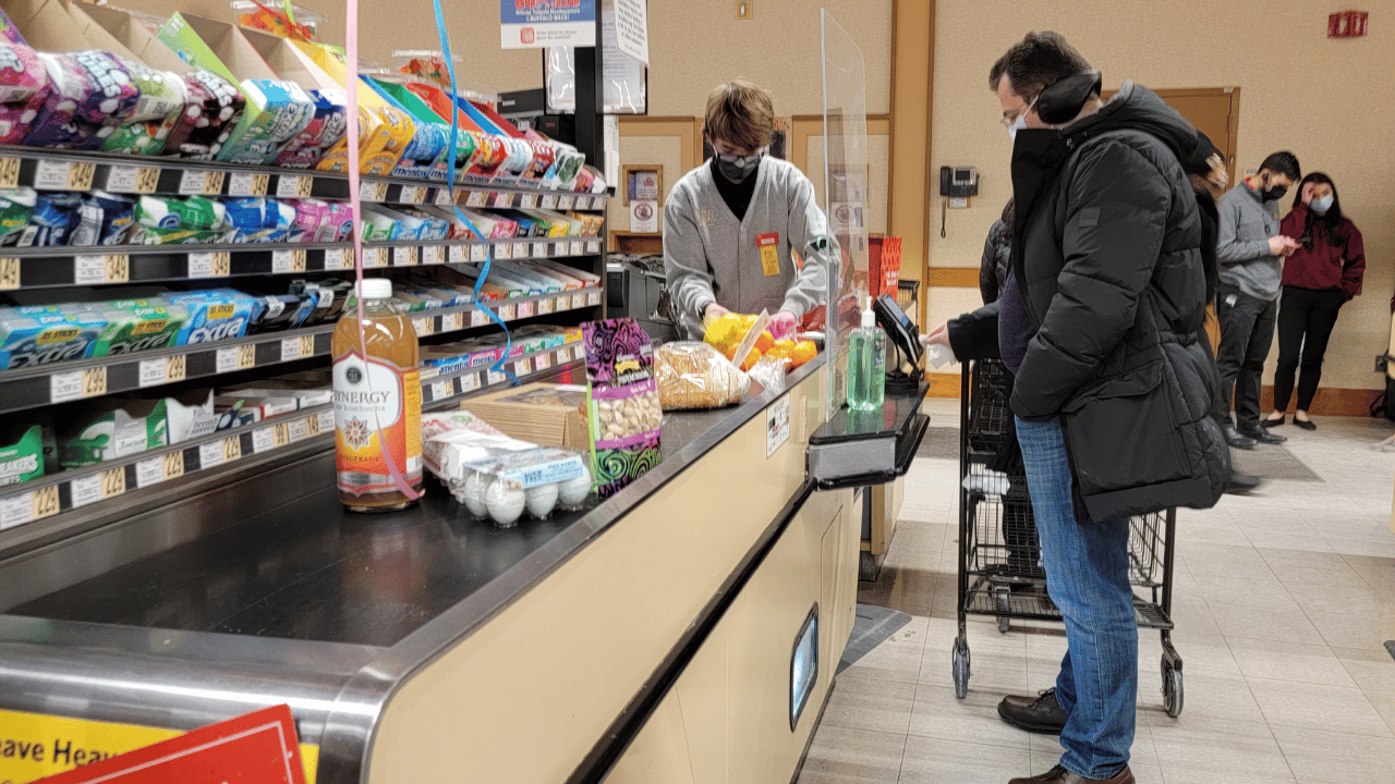 Food stamps or WIC benefits, which one is for me?