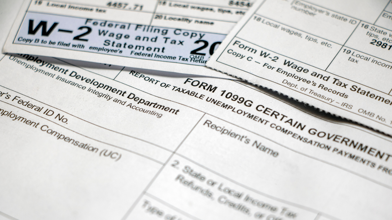 IRS W-2 tax forms for filing tax returns