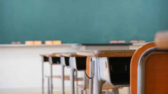 Iowa teacher’s classroom slang ban sparks free speech debate Iowa teacher’s classroom slang ban sparks free speech debate
