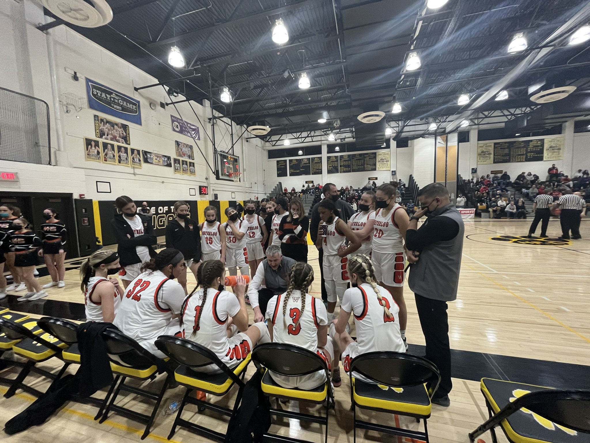 SECTIONAL TUESDAY: Waterloo, Dundee-Bradford girls advance to sectional finals SECTIONAL TUESDAY: Waterloo, Dundee-Bradford girls advance to sectional finals