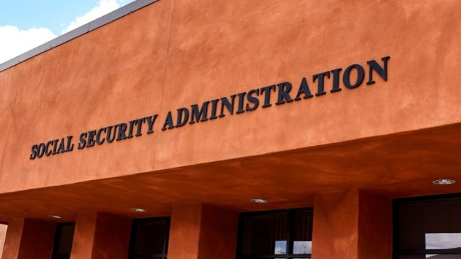 social security administration office building to apply for a new ssn card