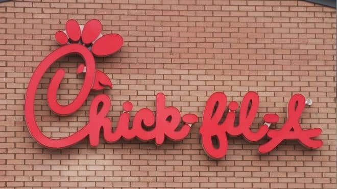 Chick-fil-A restaurant to try 3 day work week in Florida Chick-fil-A restaurant to try 3 day work week in Florida