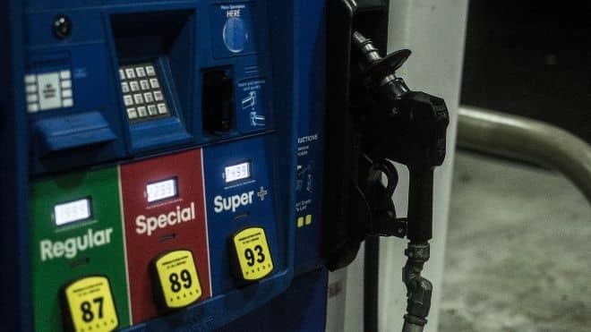 Gas prices drop as summer heat keeps drivers home Gas prices drop as summer heat keeps drivers home