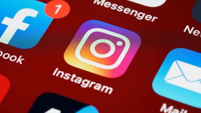 Instagram and Facebook apps