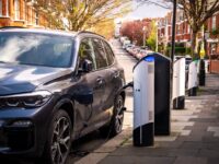 What are the benefits of electric vehicles?