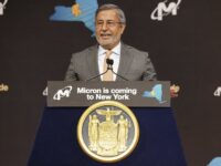 micron ceo speaks to crowd