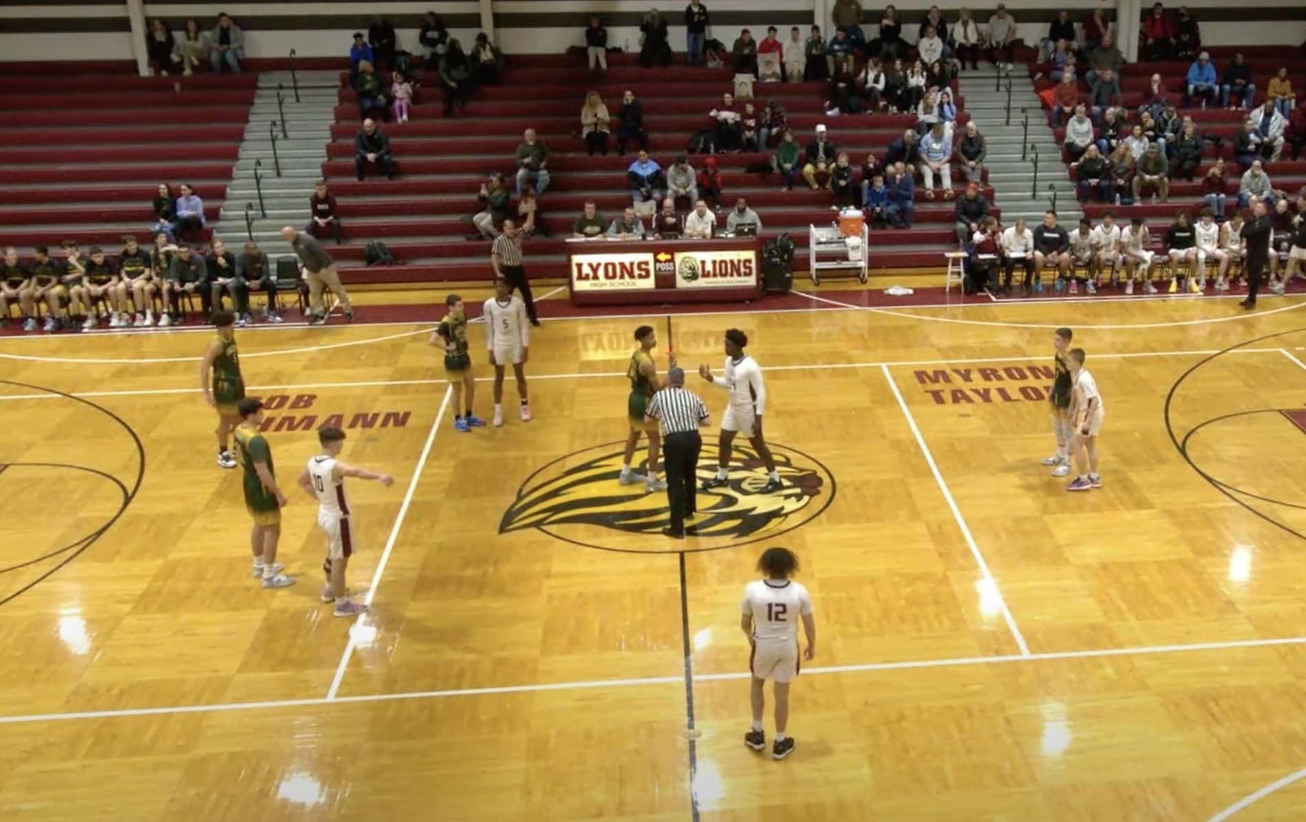 FRIDAY HS BASKETBALL SECTIONAL REPORT Jacob Sides, JC Walker lift