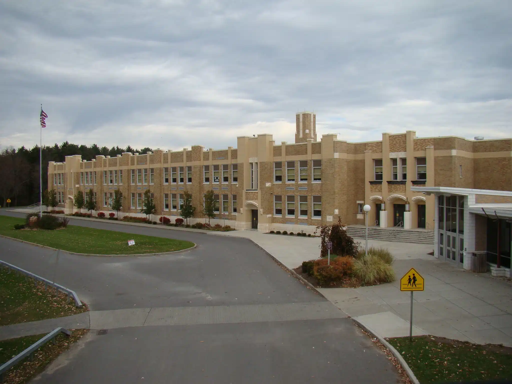 Dundee school voters approves M project Dundee school voters approves M project