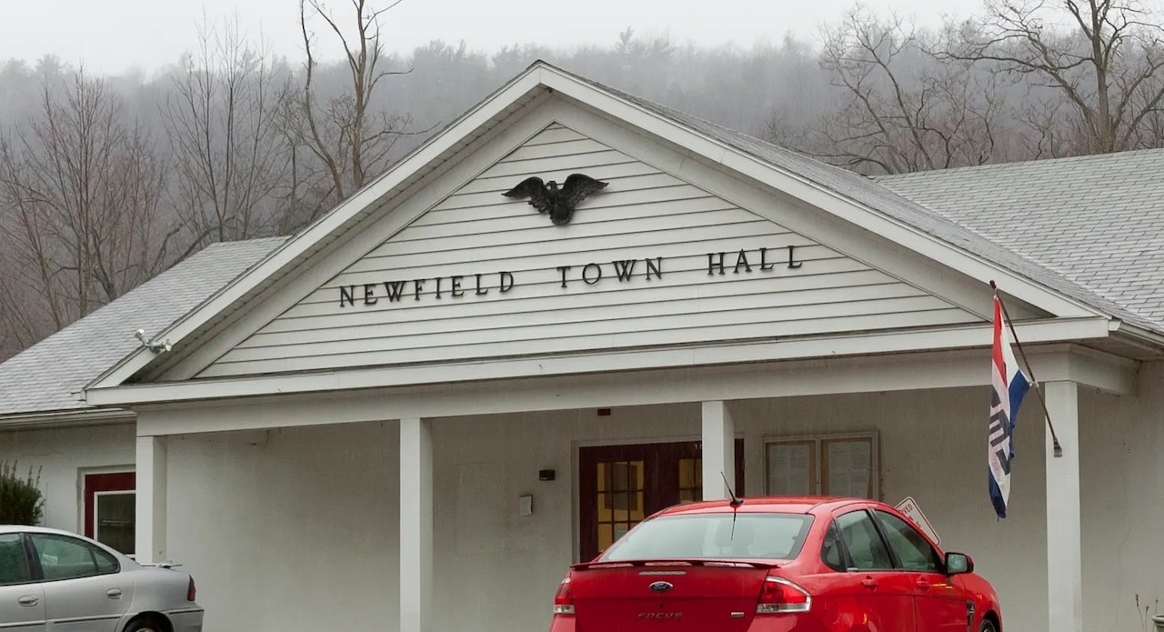 Newfield eyes new flood law after 2015 disaster Newfield eyes new flood law after 2015 disaster