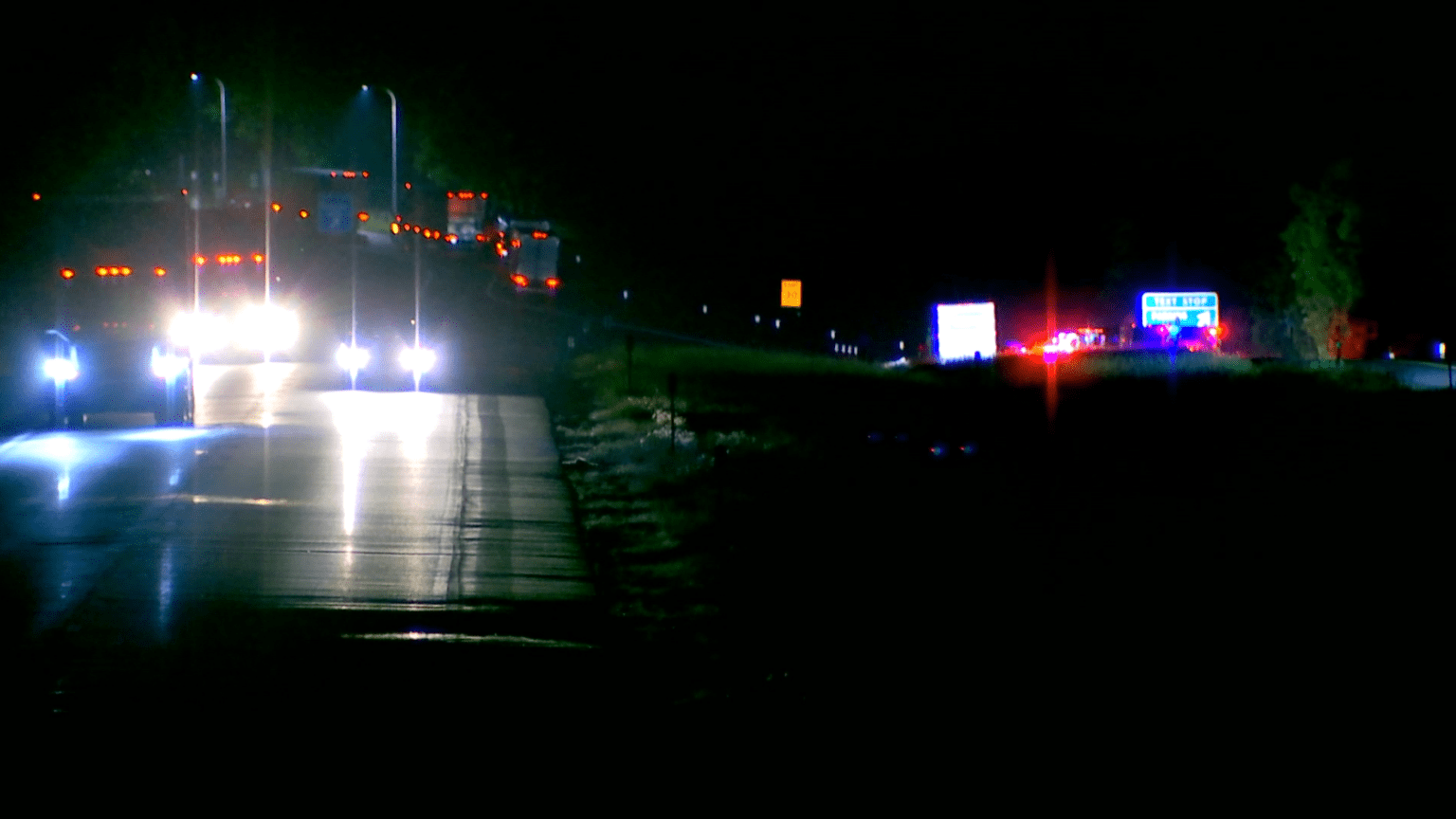 Tractor-trailer crashes into rear of abandoned Prius on Thruway in Victor
