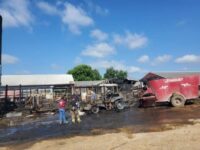 Barn destroyed by fire in Genoa (photos)