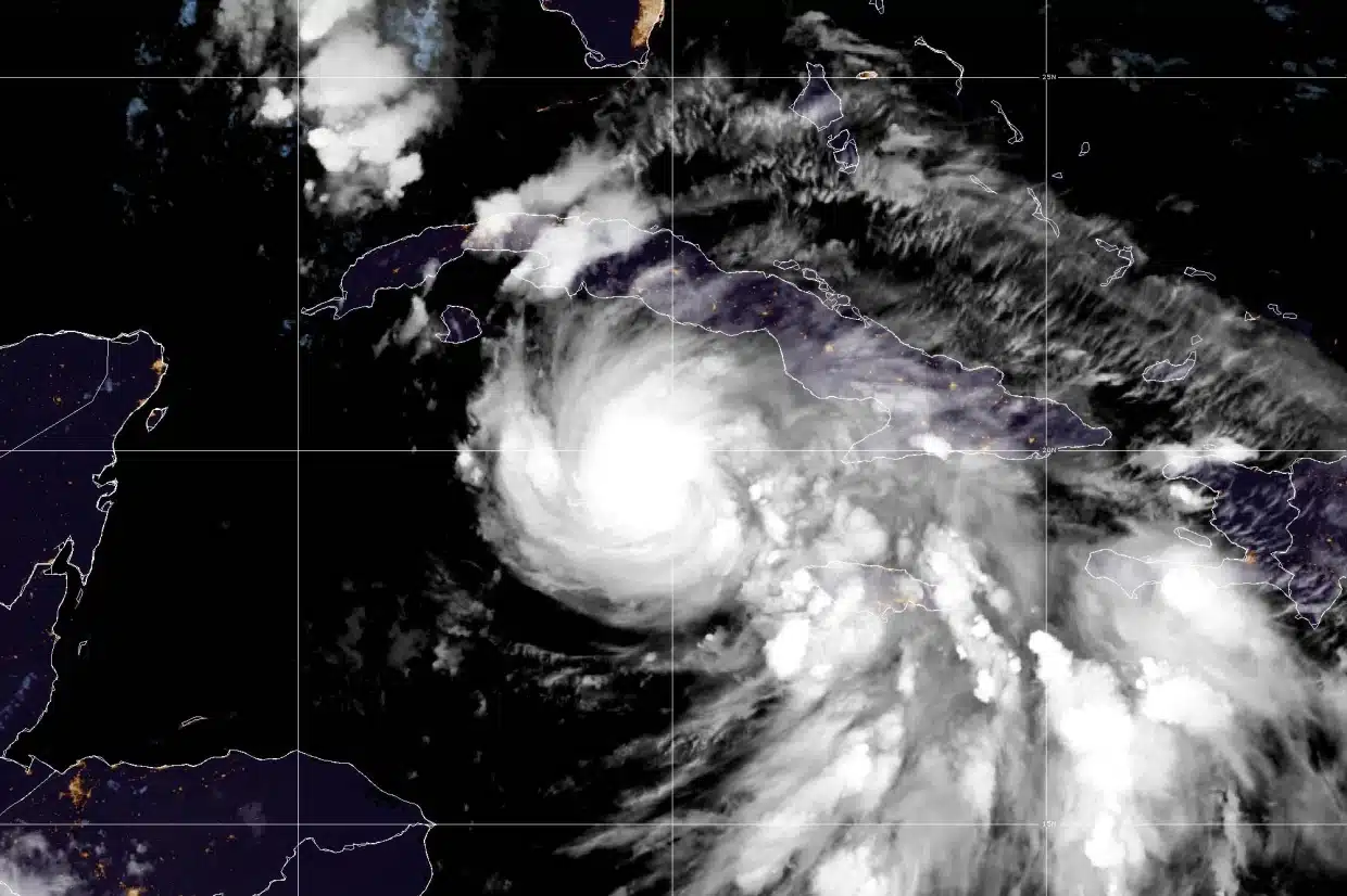 Hurricane Rafael nears Cuba, expected to intensify before Gulf Coast approach Hurricane Rafael nears Cuba, expected to intensify before Gulf Coast approach