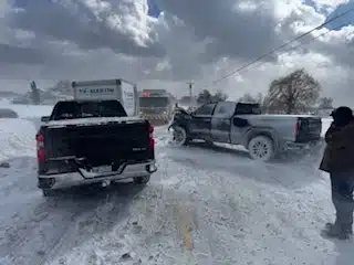 UPDATE: Two-car crash turns to six-car pileup due to snow in Wayne County UPDATE: Two-car crash turns to six-car pileup due to snow in Wayne County