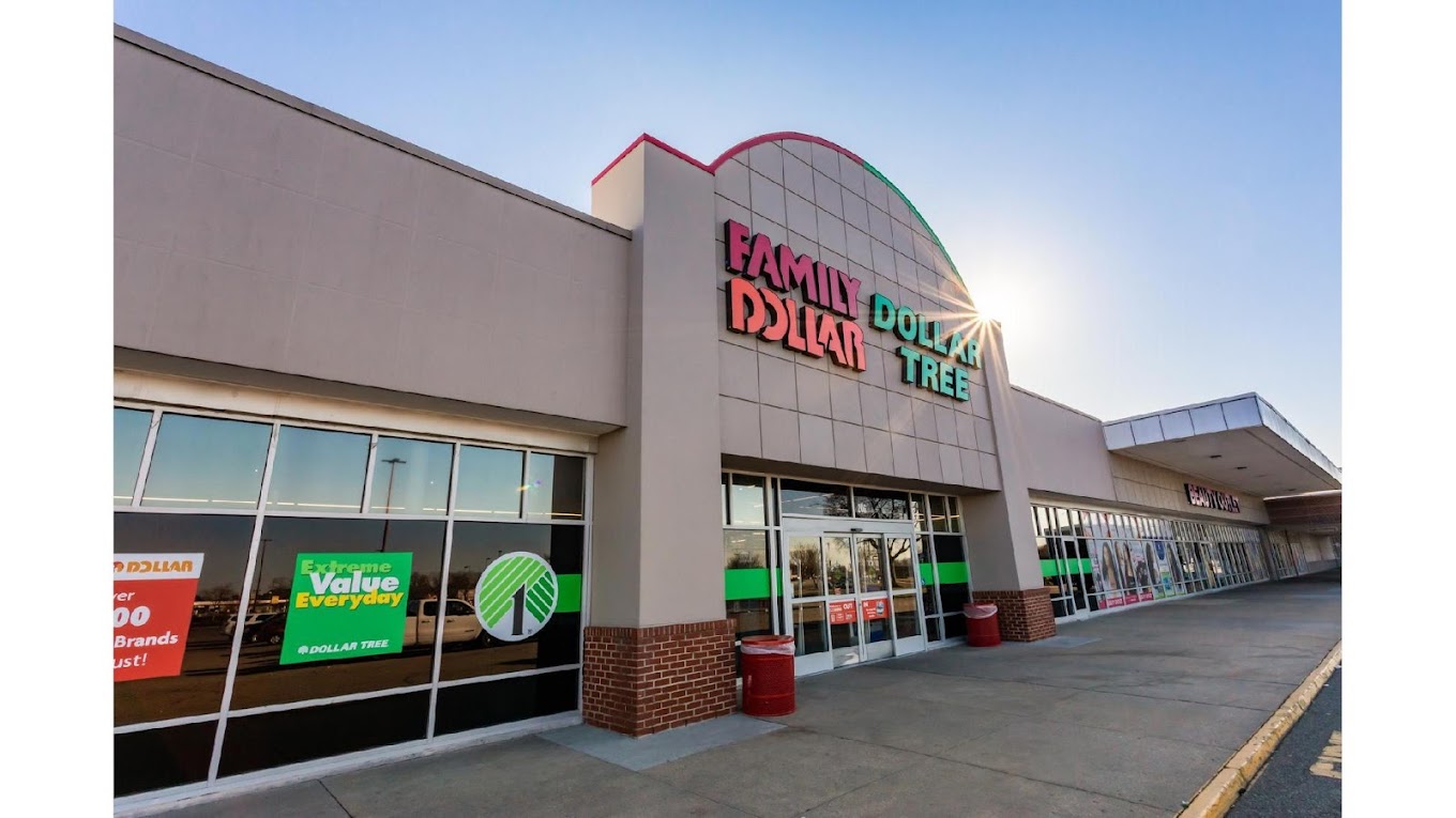 Dundee Family Dollar, Dollar Tree evacuated after fire report Dundee Family Dollar, Dollar Tree evacuated after fire report