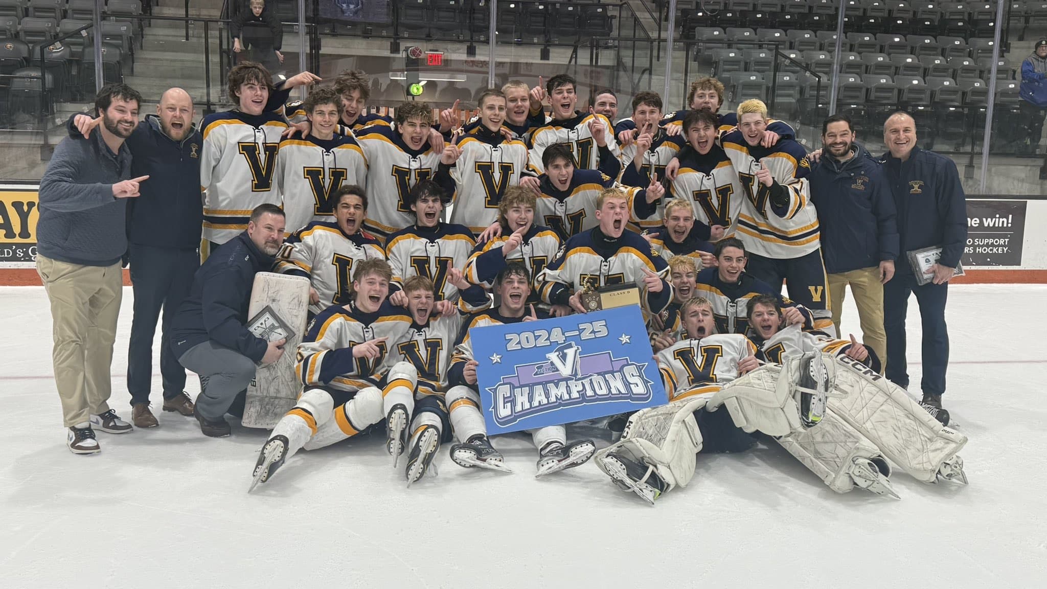 Victor hockey captures Class B sectional title Victor hockey captures Class B sectional title
