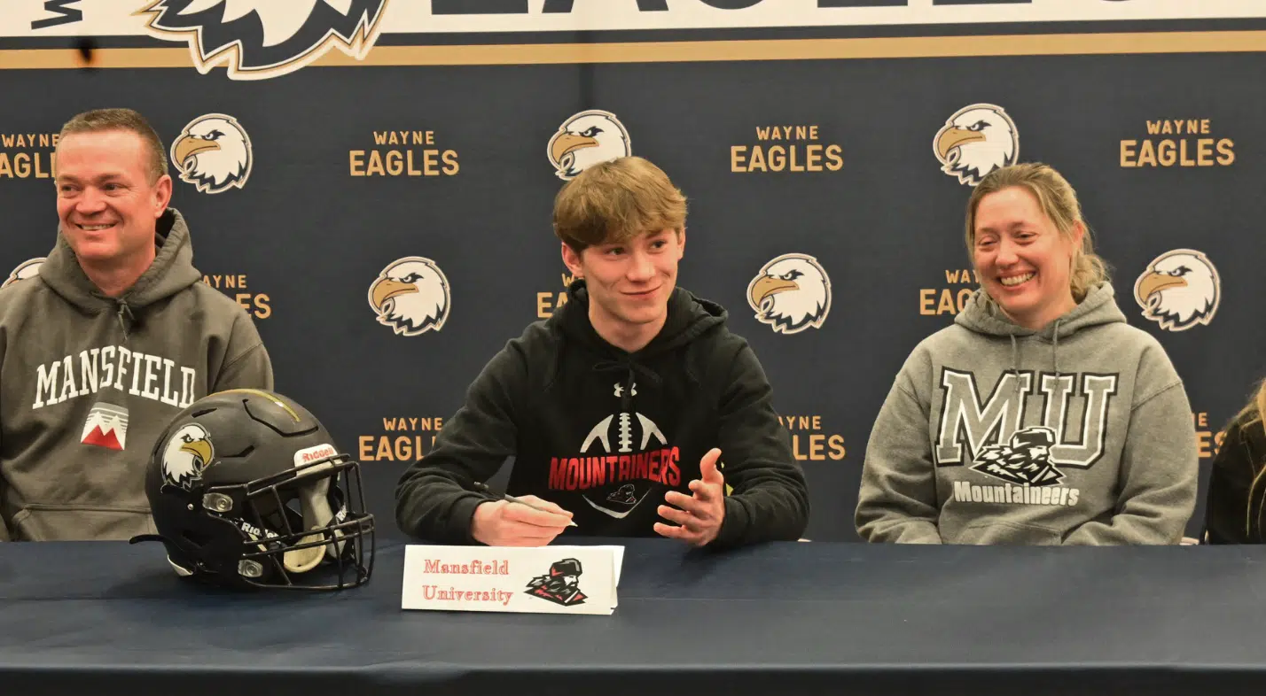 Wayne Central’s LJ Croft commits to Mansfield University Wayne Central’s LJ Croft commits to Mansfield University