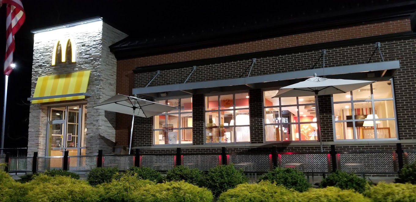 Farmington McDonald’s celebrates employees graduating through education assistance program