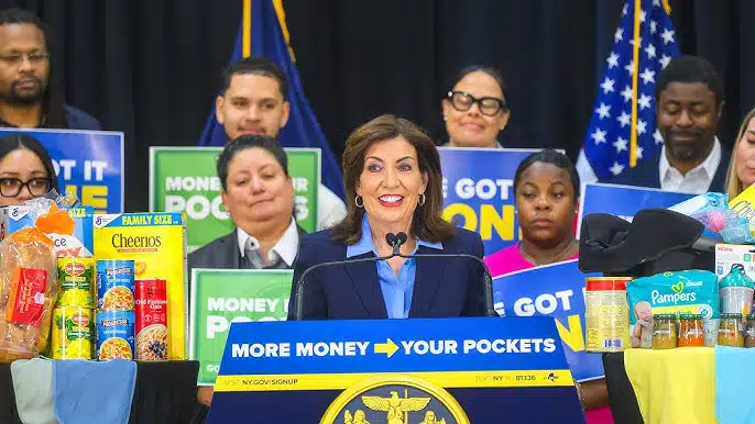 Hochul launches website for school cellphone ban policies Hochul launches website for school cellphone ban policies
