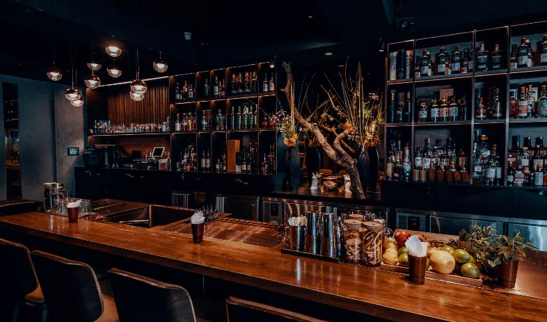 Design Trends Transforming Modern Casino Bars Worldwide