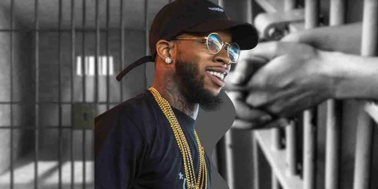 Tory Lanez stabbed 14 times in prison, hospitalized with collapsed lungs