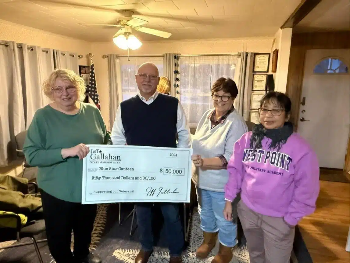 Gallahan secures K for Blue Star Canteen in Canandaigua Gallahan secures K for Blue Star Canteen in Canandaigua