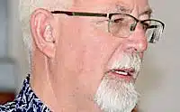 Alumni banquet honors Bill Meehan, awards grads