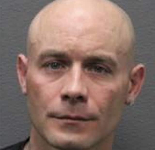Bath man arrested after fleeing officers in protection order violation Bath man arrested after fleeing officers in protection order violation