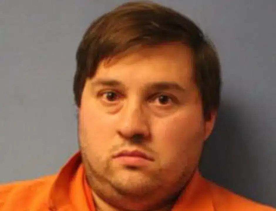 Ex-fire chief admits to stealing 0K from Wayne County department