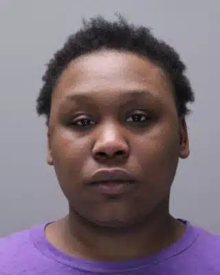Deputies arrest woman accused of setting fire in apartment