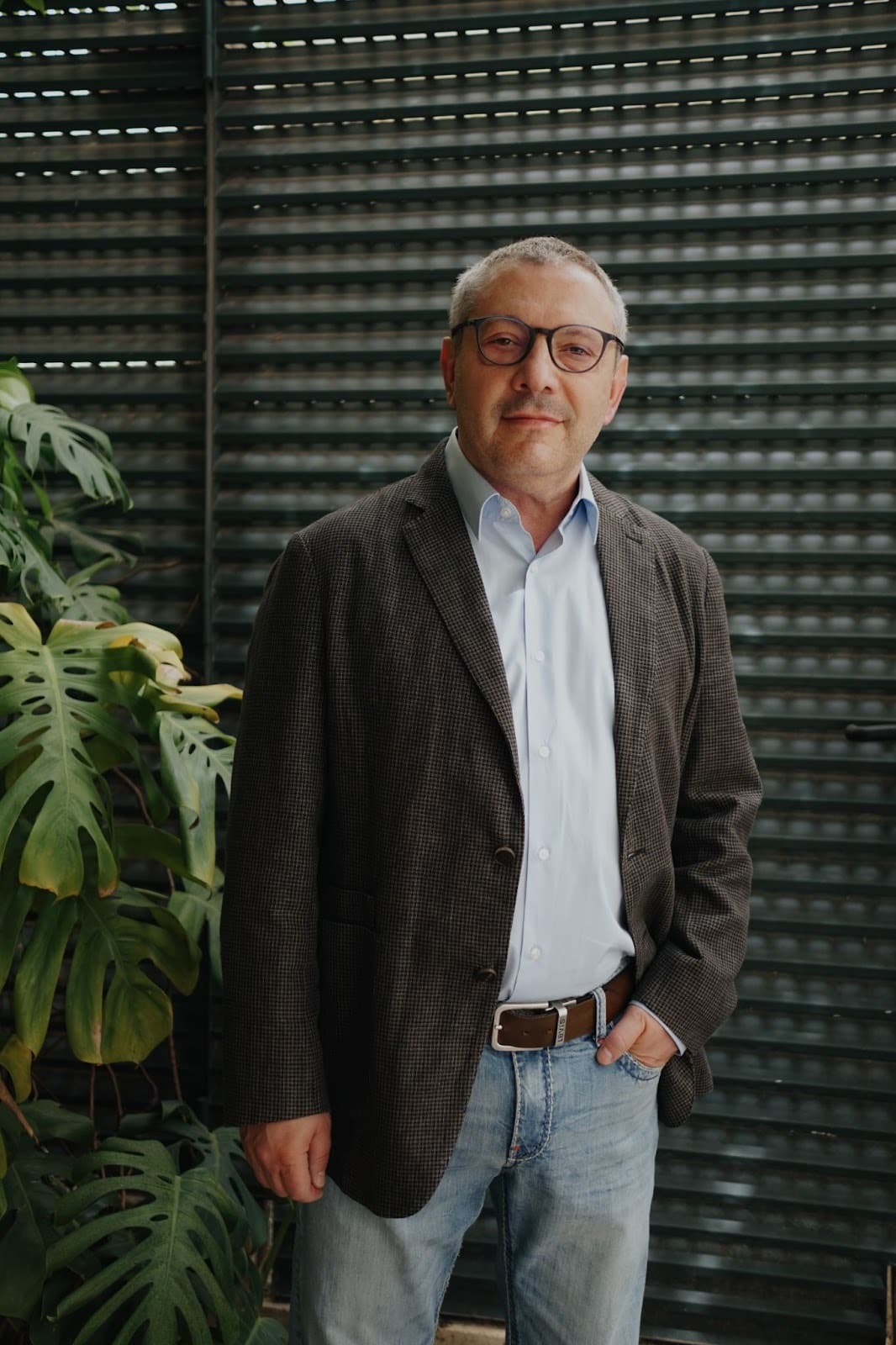 Tech Stocks vs. Traditional Industries: Balancing Innovation and Stability