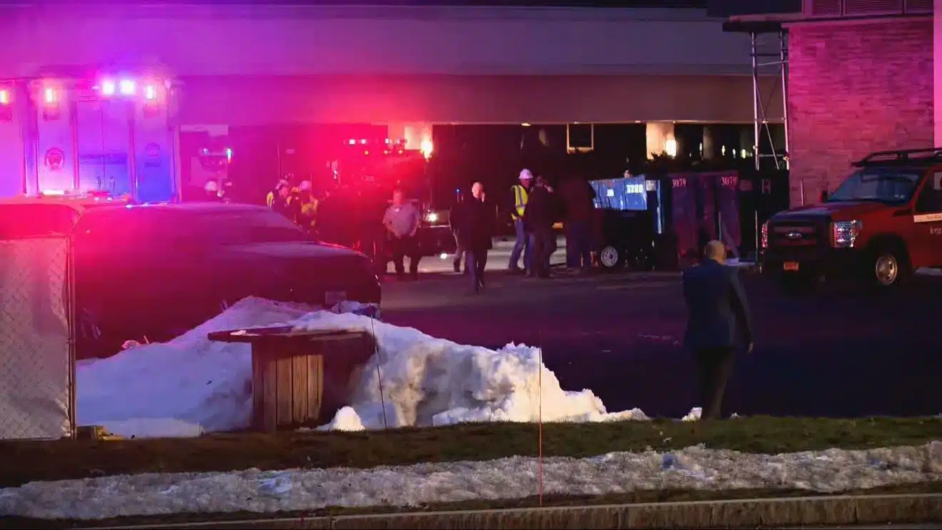 Elevator accident injures five at Turning Stone