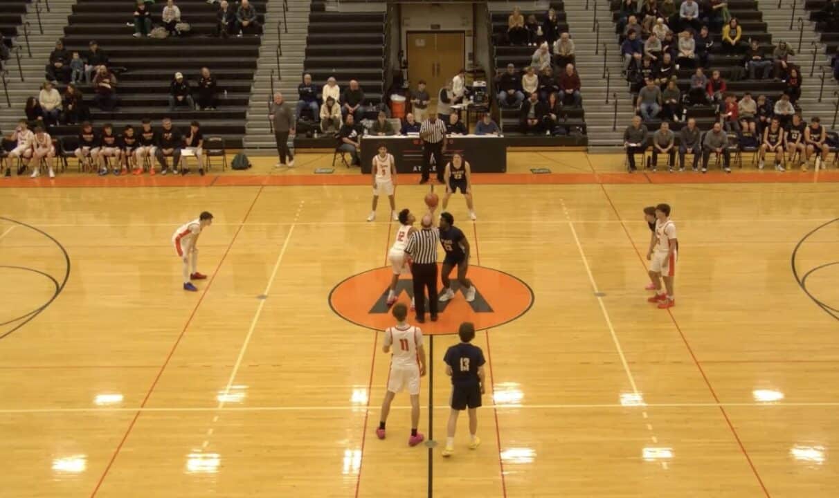 HS BASKETBALL REPORT: Waterloo boys slip past Marcus Whitman; Newark girls improve to 10-0
