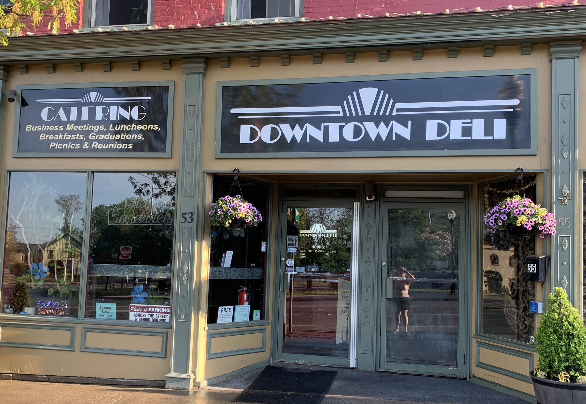 Seneca Falls deli to close after 33 years serving community