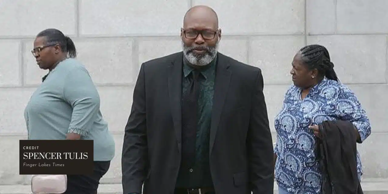 Geneva councilor rejects plea offer Geneva councilor rejects plea offer