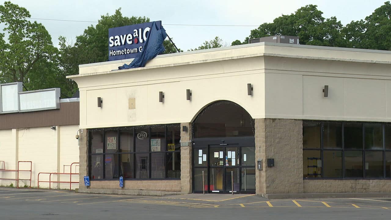 IN FOCUS: Here’s why Wolcott didn’t just lose a grocery store IN FOCUS: Here’s why Wolcott didn’t just lose a grocery store